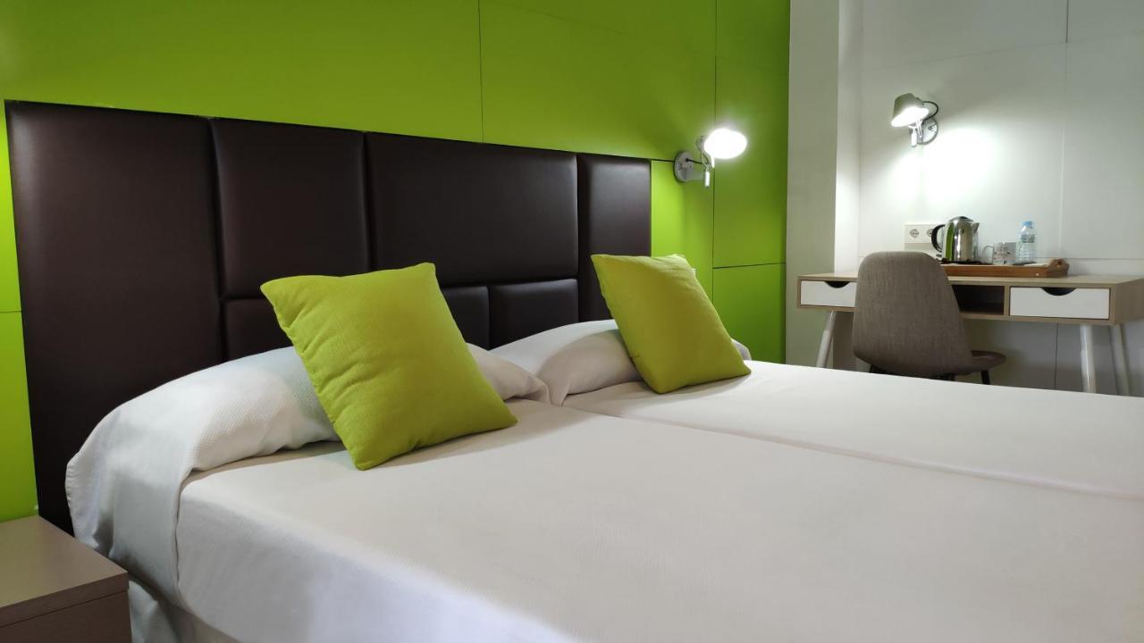 Huespedes Sa Font Hotell Ibiza by Eksteriør bilde