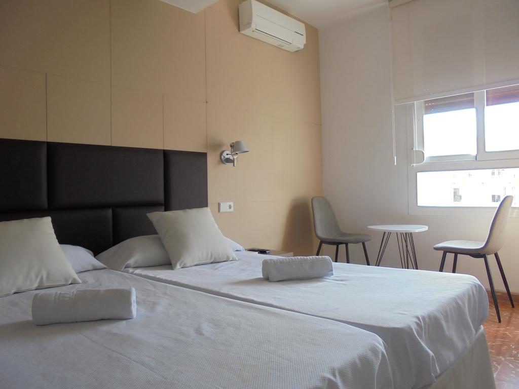 Huespedes Sa Font Hotell Ibiza by Eksteriør bilde