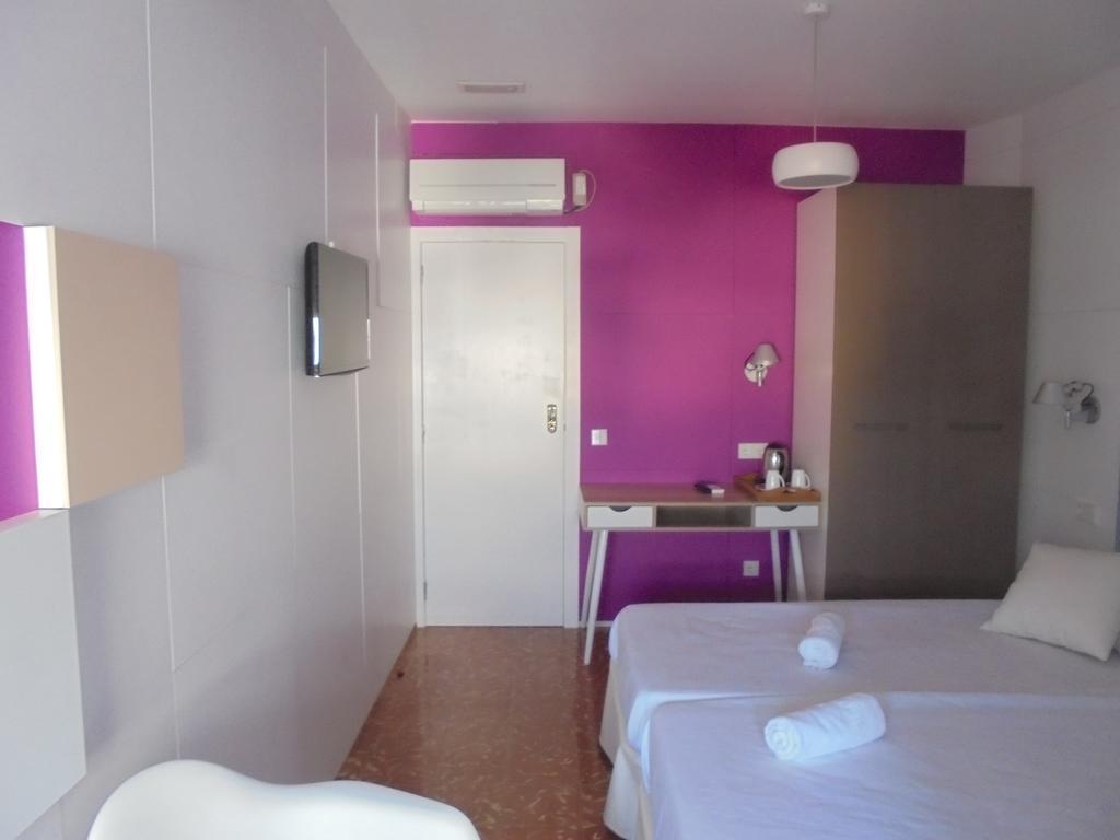 Huespedes Sa Font Hotell Ibiza by Eksteriør bilde